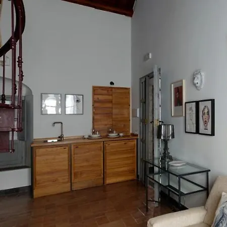 Hospederia Santa Clara Aparthotel *